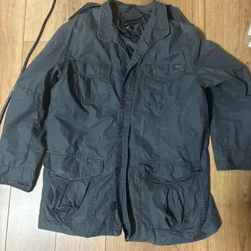 EMPORIO ARMANI 밀리터리 자켓 m 사이즈 다크 그레이