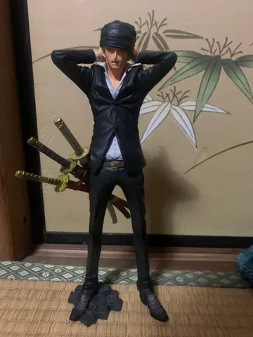 원피스 조로 킹 오브 아티스트 피규어