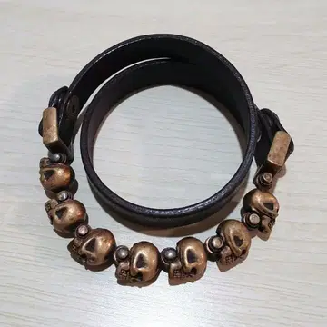 최종 처분 [ AQUA SILVER ] 스컬 가죽 팔찌 남성용