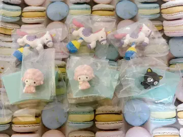 산리오 캐릭터즈 회전목마 mint 피아노 초코캣