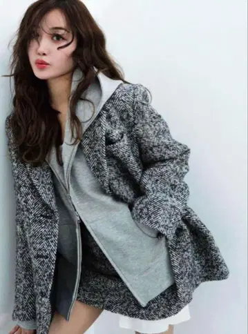 미사용 새상품 sheller 셰리에 herringbone 자켓 코트