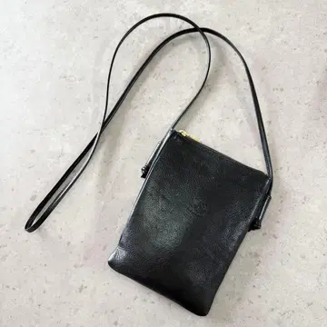 일비종떼 숄더백 사코슈 블랙