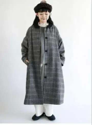 Samansa Mos2 옷깃 배색 그레이 계열 체크 롱 코트