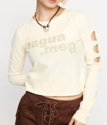 SIDE CUT COMPACT LONG SLEEVE 티셔츠 라그아젬