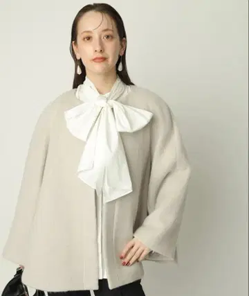 Arpege story 샤기 케이프 코트