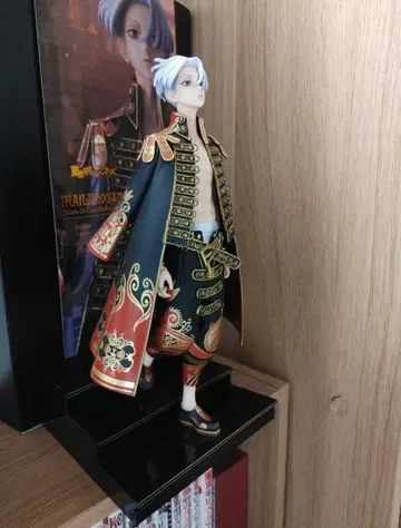 도쿄 리벤저스 마이키 24권 표지 피규어