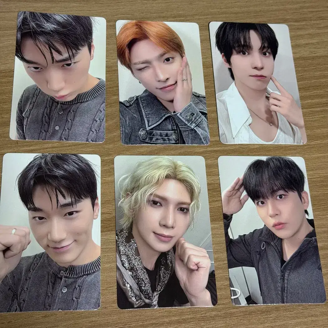 ATEEZ | 에이티즈 8ROOM Ateez San pin badge on Bunjang Global Site.