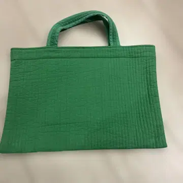 비오는날 밀크 밤부