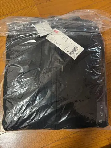 UNIQLO 보아 맨투맨 풀 집업 후드티 M 블랙