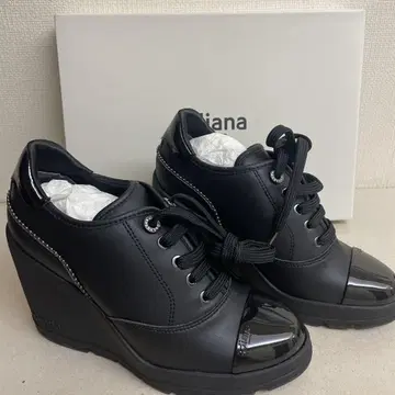 오늘 한정 가격 diana 블랙 힐업 웨지솔 스니커즈