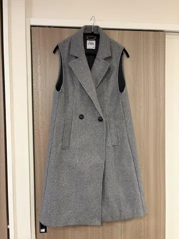 자라 더블 브레스트 소프트 베스트