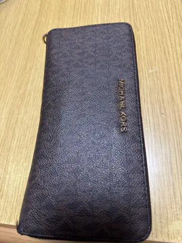 MICHAEL KORS 브라운 장지갑