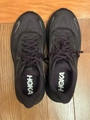 호카 클리프톤 10 와이드