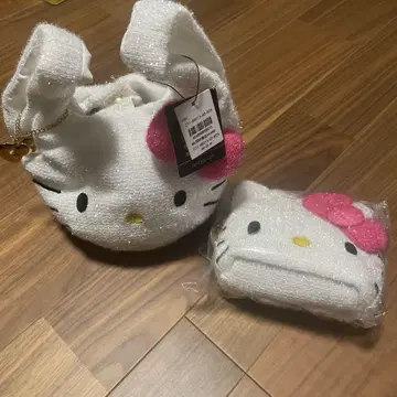 오페이크 도트 클립 콜라보 헬로키티 마르쉐백 페이스형 파우치