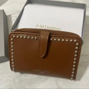 J&M DAVIDSON 가죽 지갑 카멜 브라운