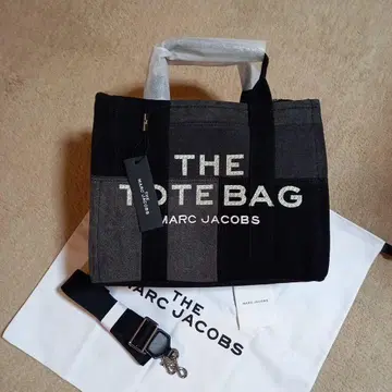 MARC JACOBS 더 토트 백 블랙 데님 미디엄