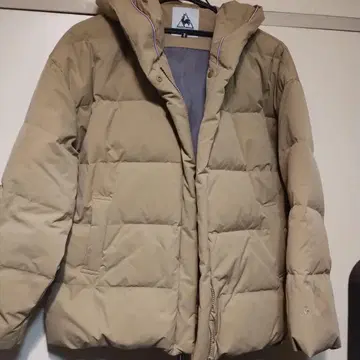 르꼬끄 베이지 후드 부착 다운 자켓