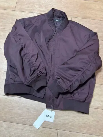 UNIQLO:C 유니클로 씨 보머 자켓 와인 XL 택 포함 MA-1