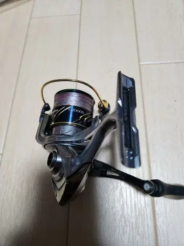 16 뱅퀴시 c2000sgs