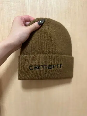 Carhartt 브라운 니트 모자