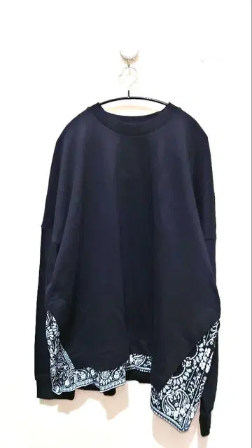 ZARA 레이어드 스타일 반다나 패턴 블랙 긴팔 트레이닝복 XL