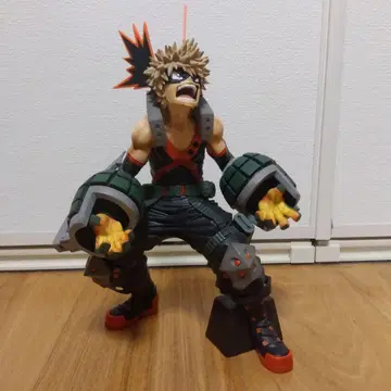 나의 히어로 아카데미아 바쿠고 카츠키 피규어
