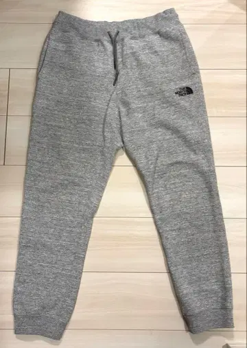THE NORTH FACE 그레이 스웨트 팬츠