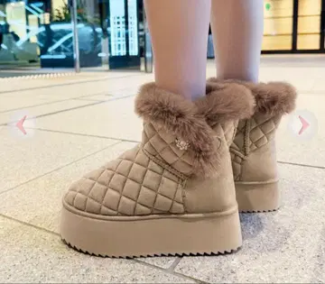 Rady 사이드 비쥬 통굽 무스탕 숏부츠 M