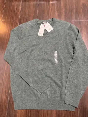 UNIQLO 캐시미어 100% V넥 스웨터 L 다크 그린