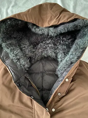 브루넬로쿠치넬리 후드 부착 다운 코트