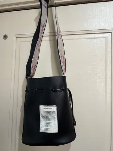 새상품급 THEATRE PRODUCTS 버킷형 숄더백 블랙