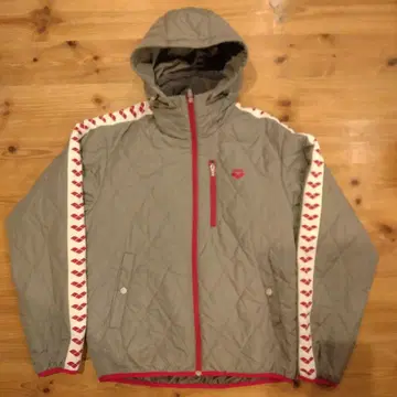 arena 그레이 퀼팅 나일론 자켓