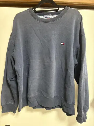 TOMMY HILFIGER XL 맨투맨 구제 의류