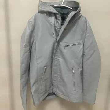 라이트 그레이 마운틴 후드티 후드 부착