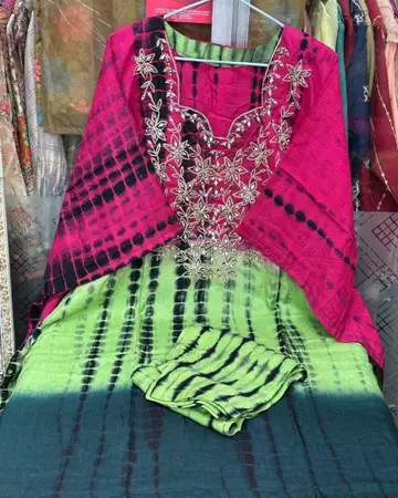 타이다이 염색 자수 포함 2피스 (FREE SIZE) KAFTAN