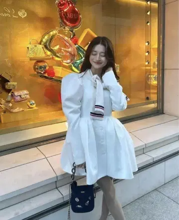 Bibiy. 롱 슬리브 미니 드레스 [ 미사용 ]
