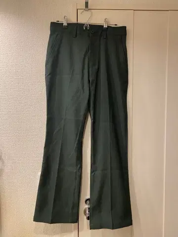BEAMS 다크 그린 플레어 팬츠 S 사이즈