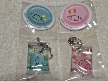 산리오 캐릭터즈 마카롱 에어퍼프 키링 캔뱃지 키키라라