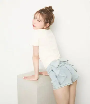 백 리본 숏팬츠