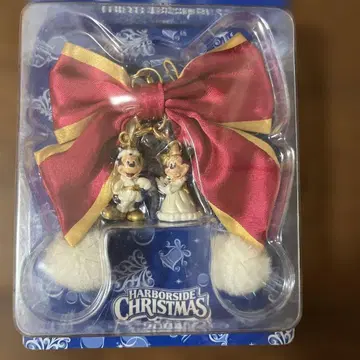 미사용 미개봉! 레어 2004 도쿄디즈니씨 크리스마스 리본 스트랩입니다