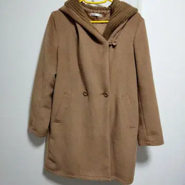 NICE CLAUP 브라운 후드 부착 미디엄 코트