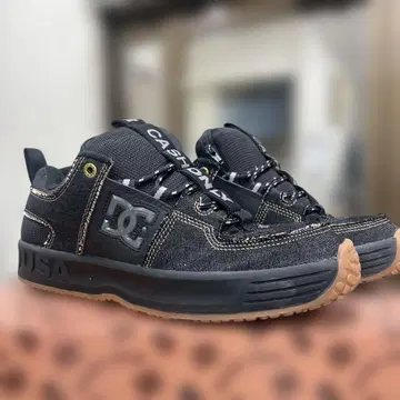 DC CASHONLY 블랙 스니커즈