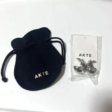 AKTE 실버 귀걸이 미사용 새상품