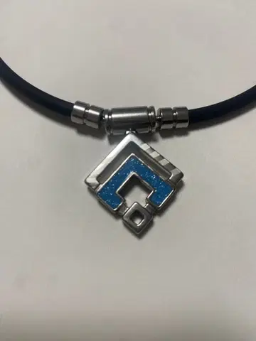 코란토테 목걸이 탑만