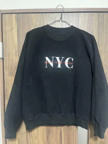ciatra NYC 로고 맨투맨 블랙