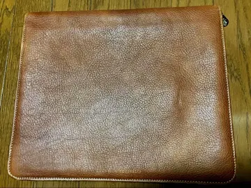 브루넬로쿠치넬리 브라운 가죽 클러치백