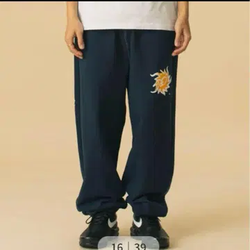 XLARGE 네이비 조거 팬츠 M 사이즈