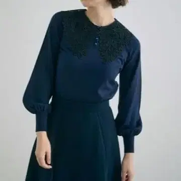 아나이 ANAYI 빅 레이스 칼라 퍼프 슬리브 풀오버 네이비