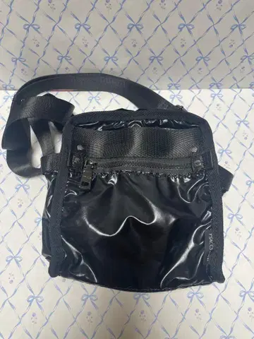 이삭 숄더백 경량 나일론 Y'SACCS 블랙