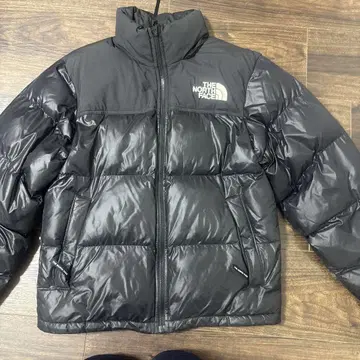 THE NORTH FACE 블랙 다운 자켓